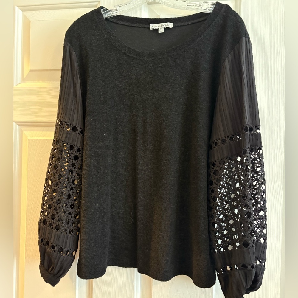 Chic Black Crochet Sleeve Blouse